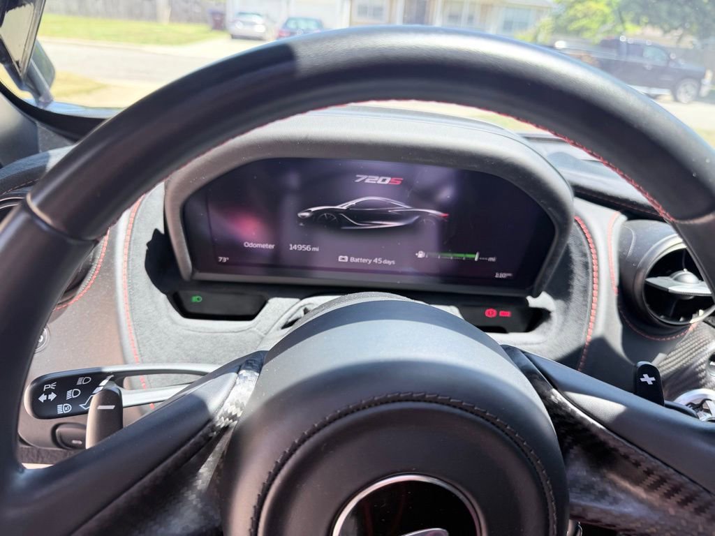 Used 2019 McLaren 720S photo 24