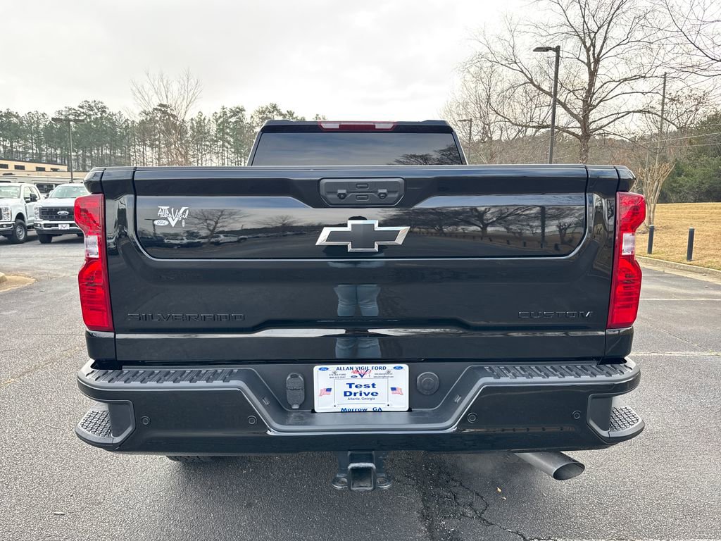 2025 Chevrolet Silverado 2500 Custom