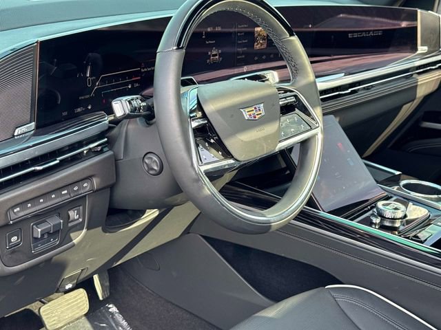 2025 Cadillac Escalade Sport