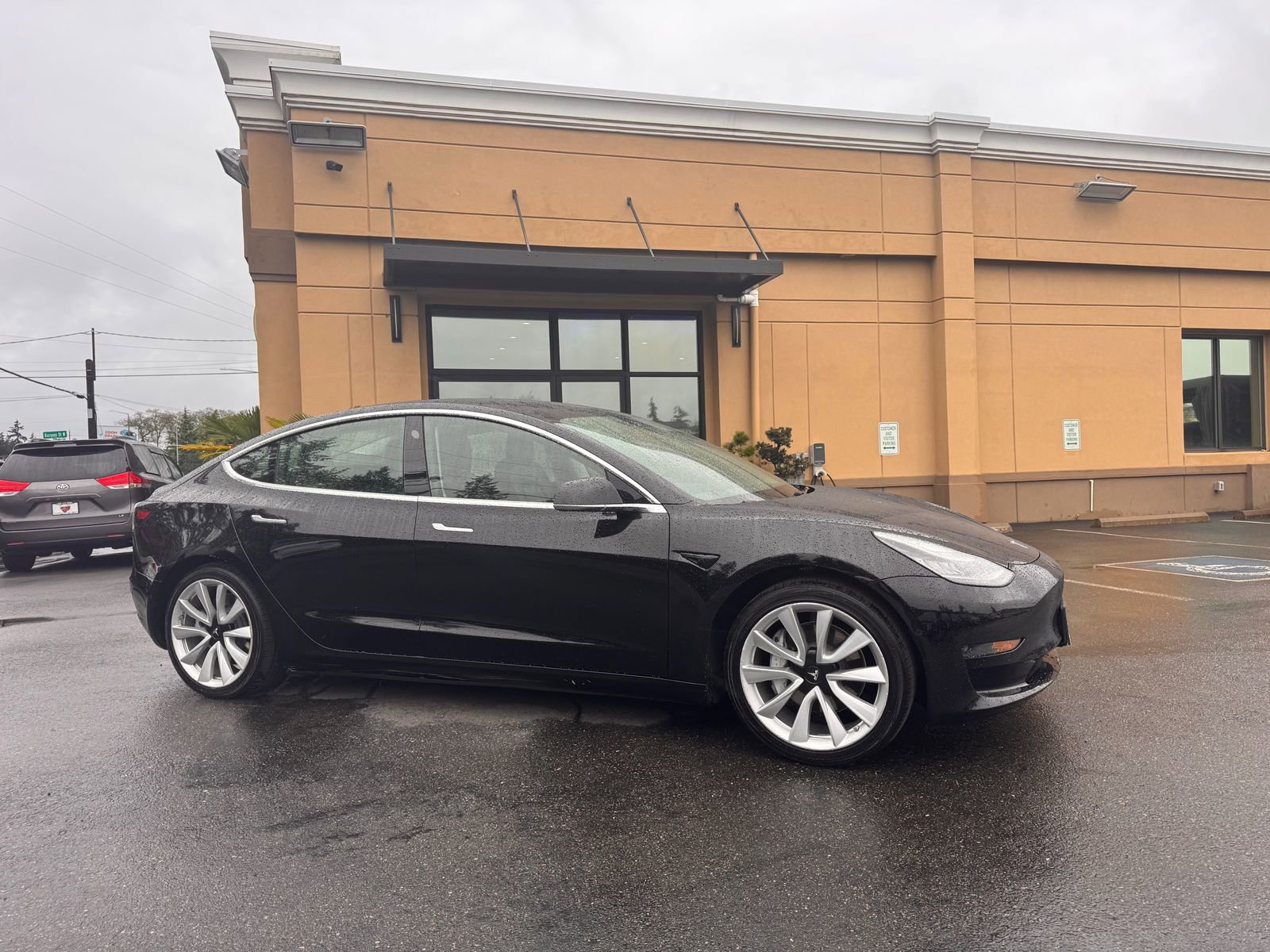 2020 Tesla Model 3 Standard Range Plus
