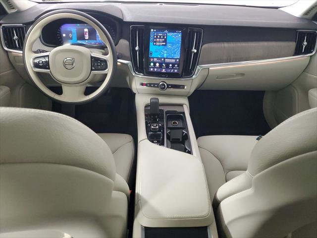 2023 Volvo S90 B6 Plus