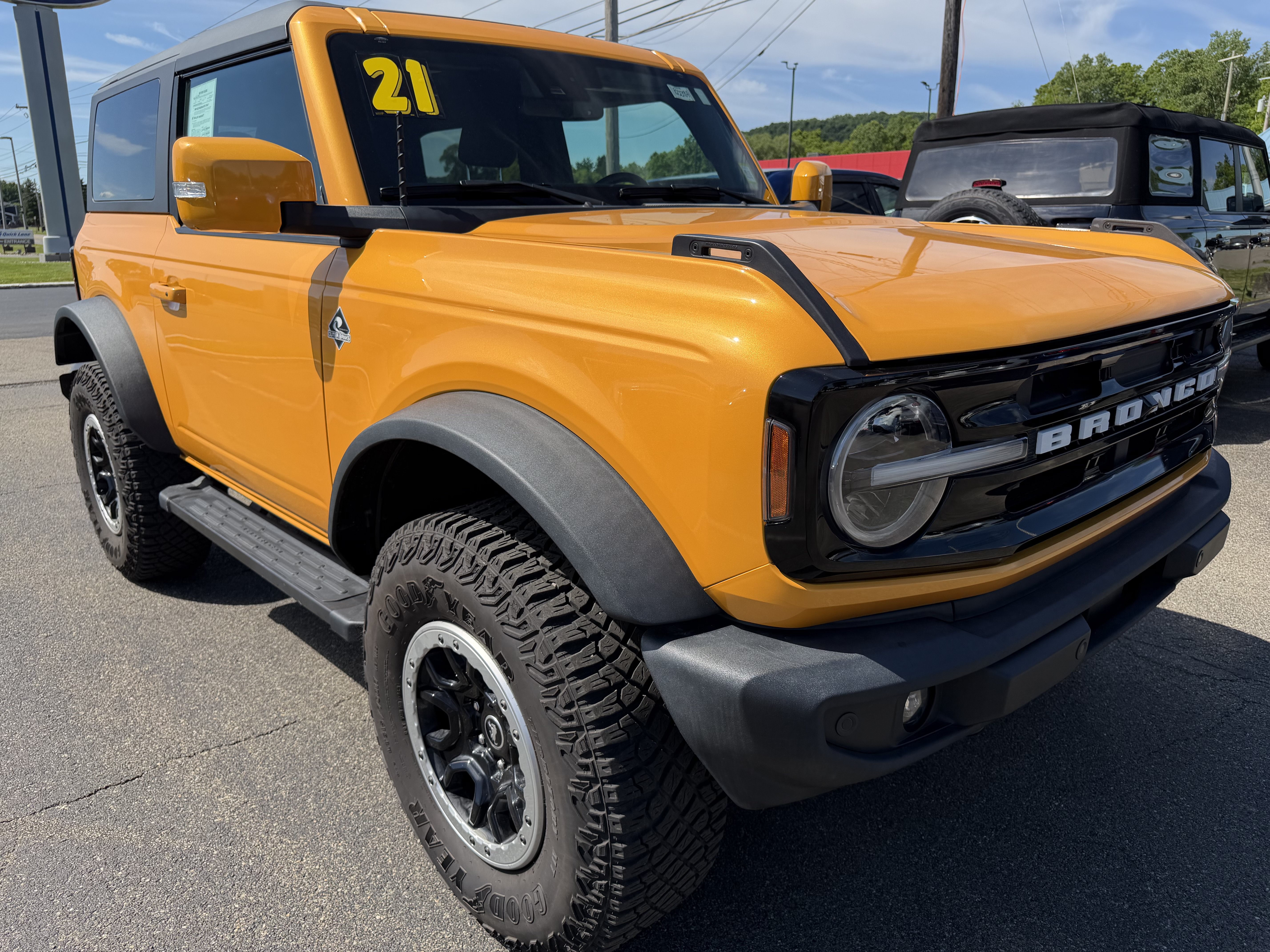 Certified 2021 Ford Bronco Outer Banks w/ Sasquatch Package