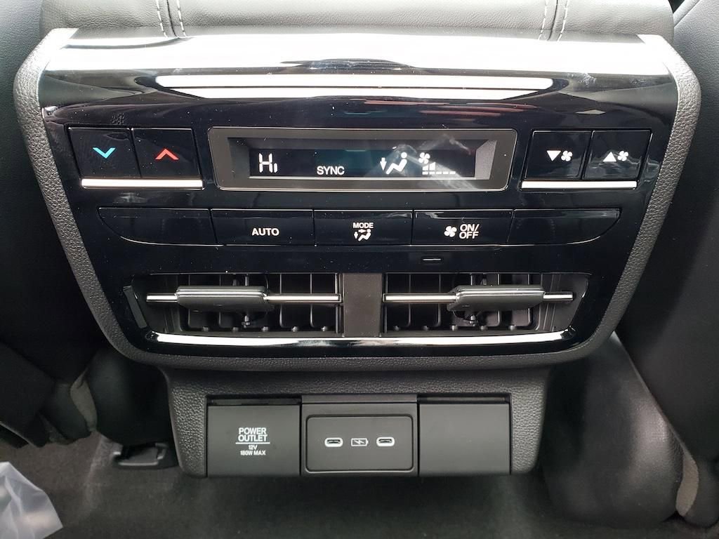 2026 Acura MDX w/ Technology Package