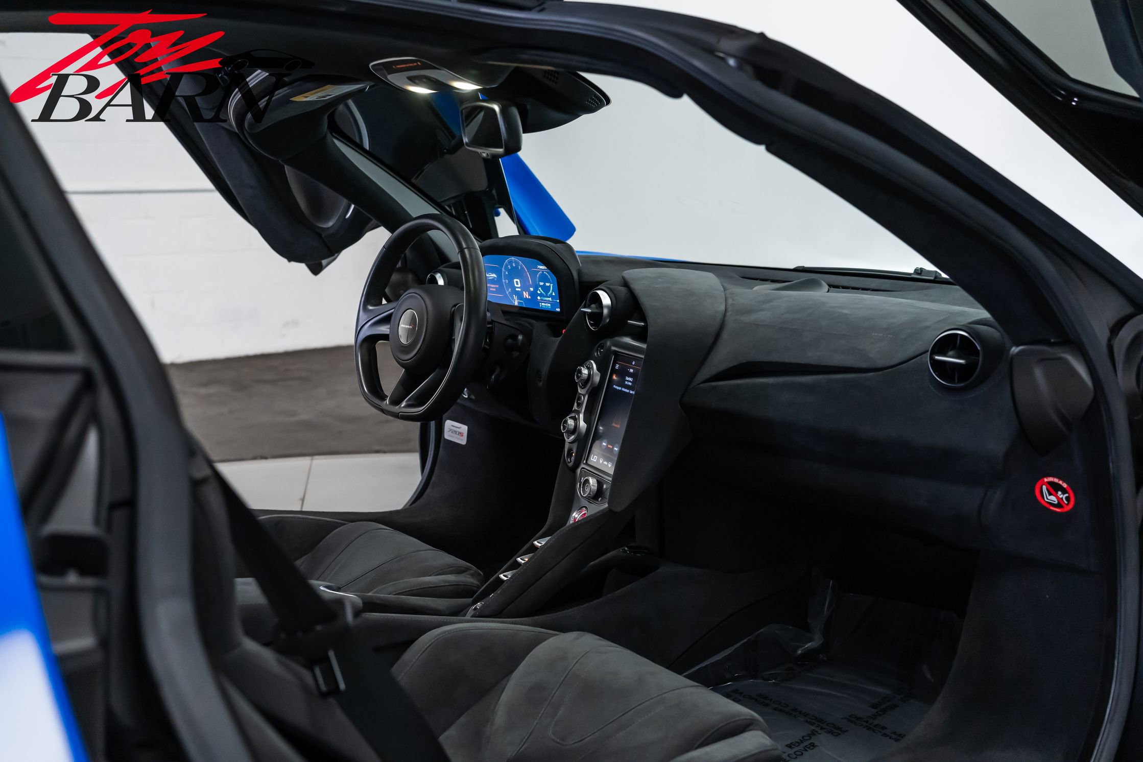 Used 2018 McLaren 720S Performance photo 42