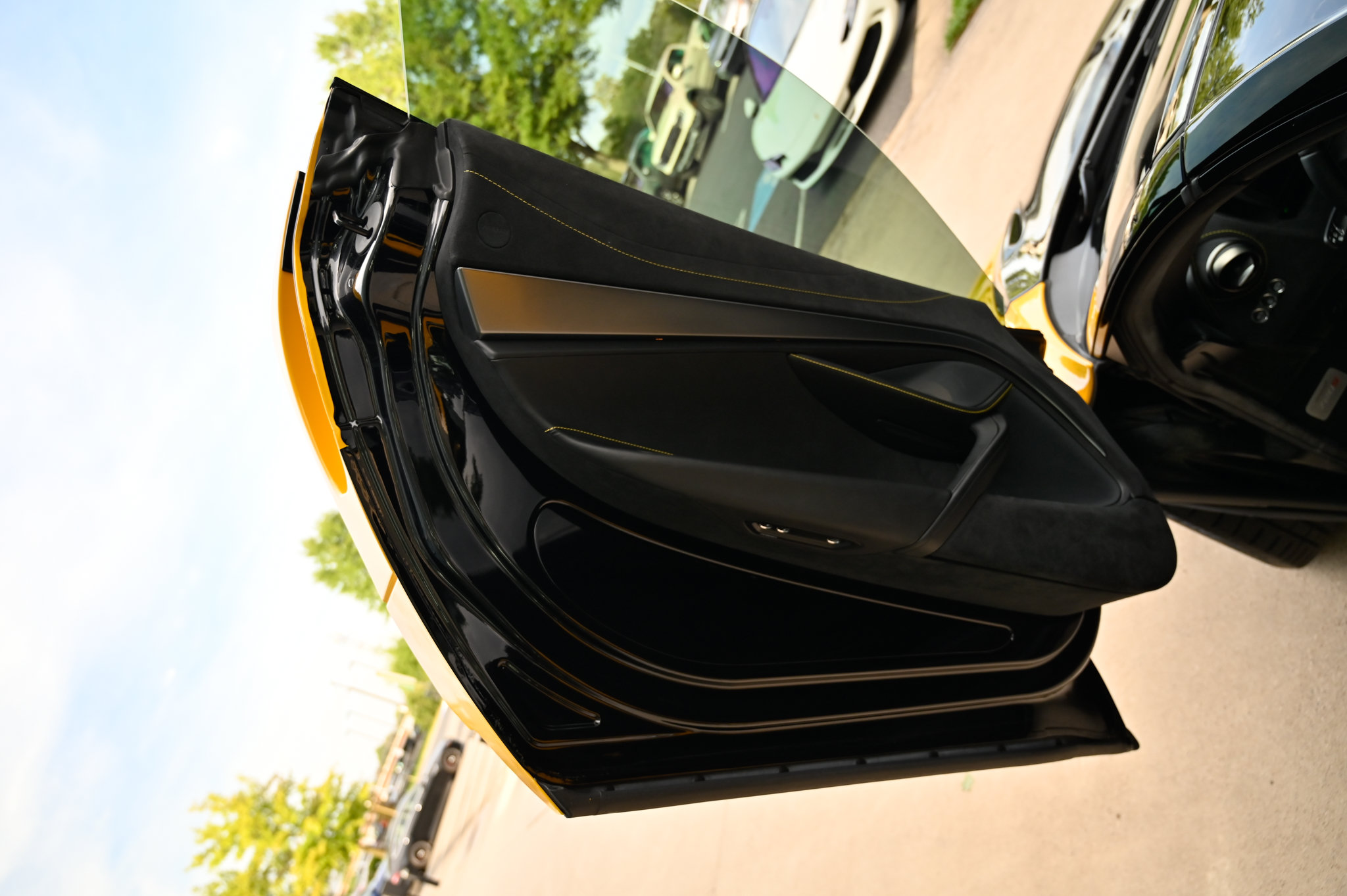 Used 2020 McLaren 720S Performance photo 10