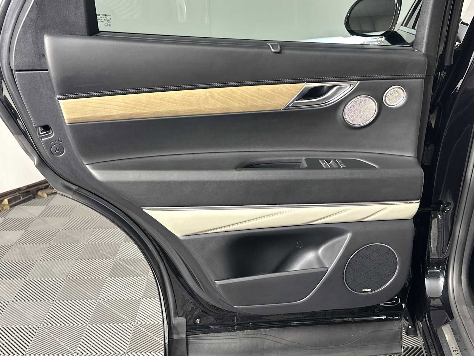 2023 Genesis Gv80 2.5T