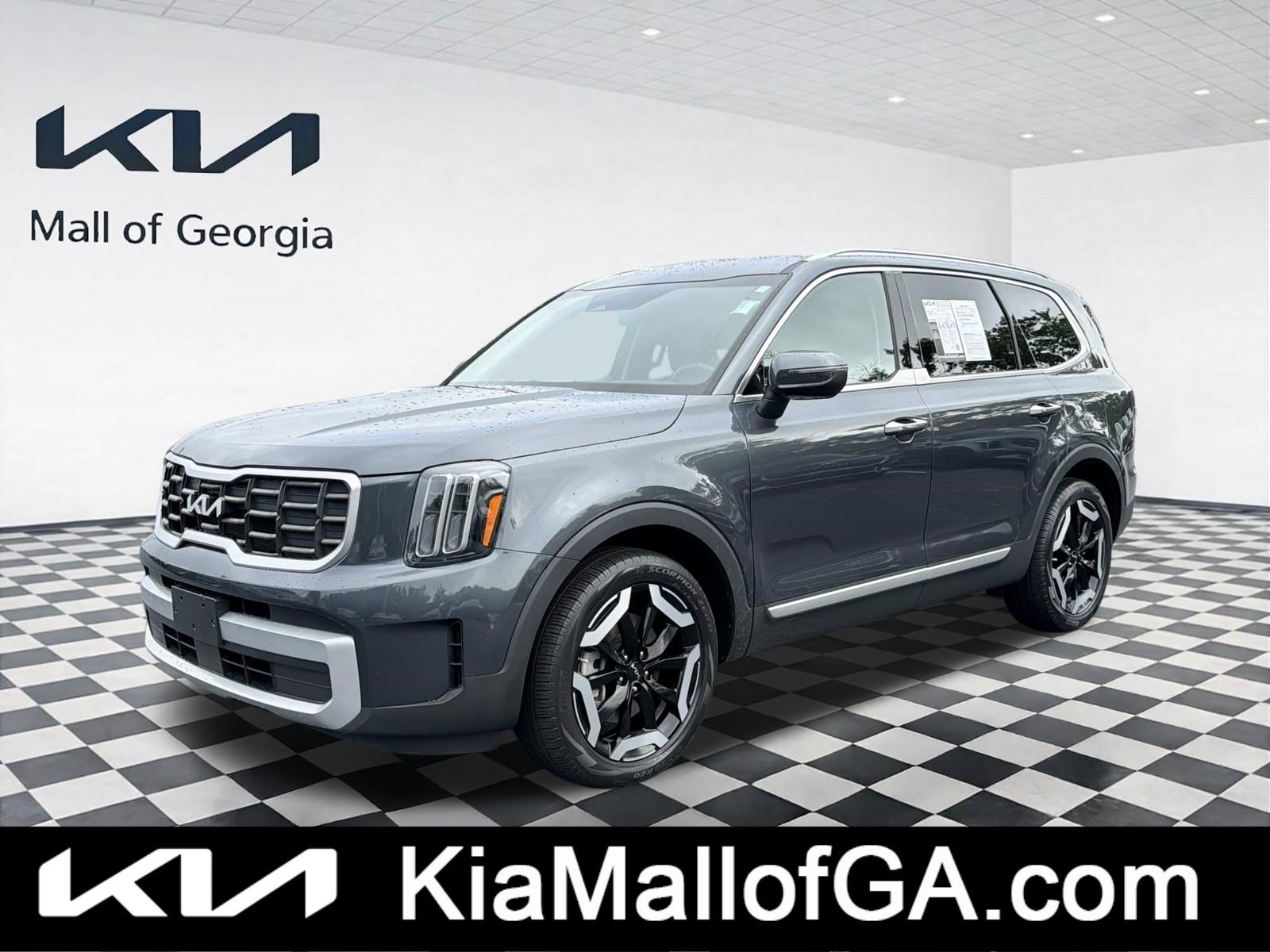 Used 2024 Kia Telluride S w/ S Sunroof Package