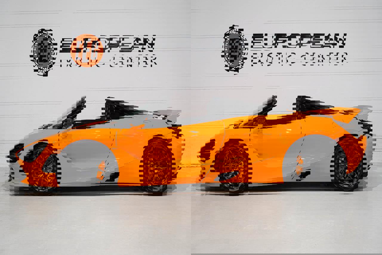 Used 2022 McLaren 720S Performance photo 8