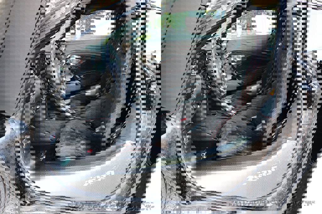 Used 2018 McLaren 720S Luxury photo 24