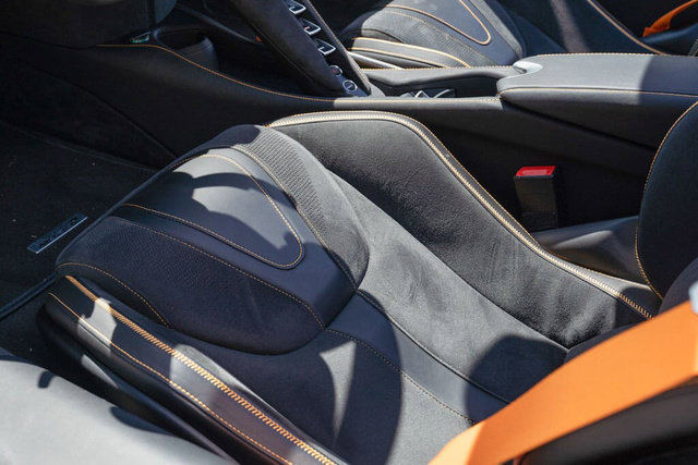 Used 2022 McLaren 720S Spider photo 25