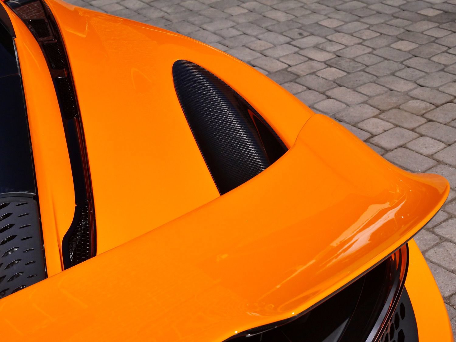 Used 2024 McLaren 750S photo 17