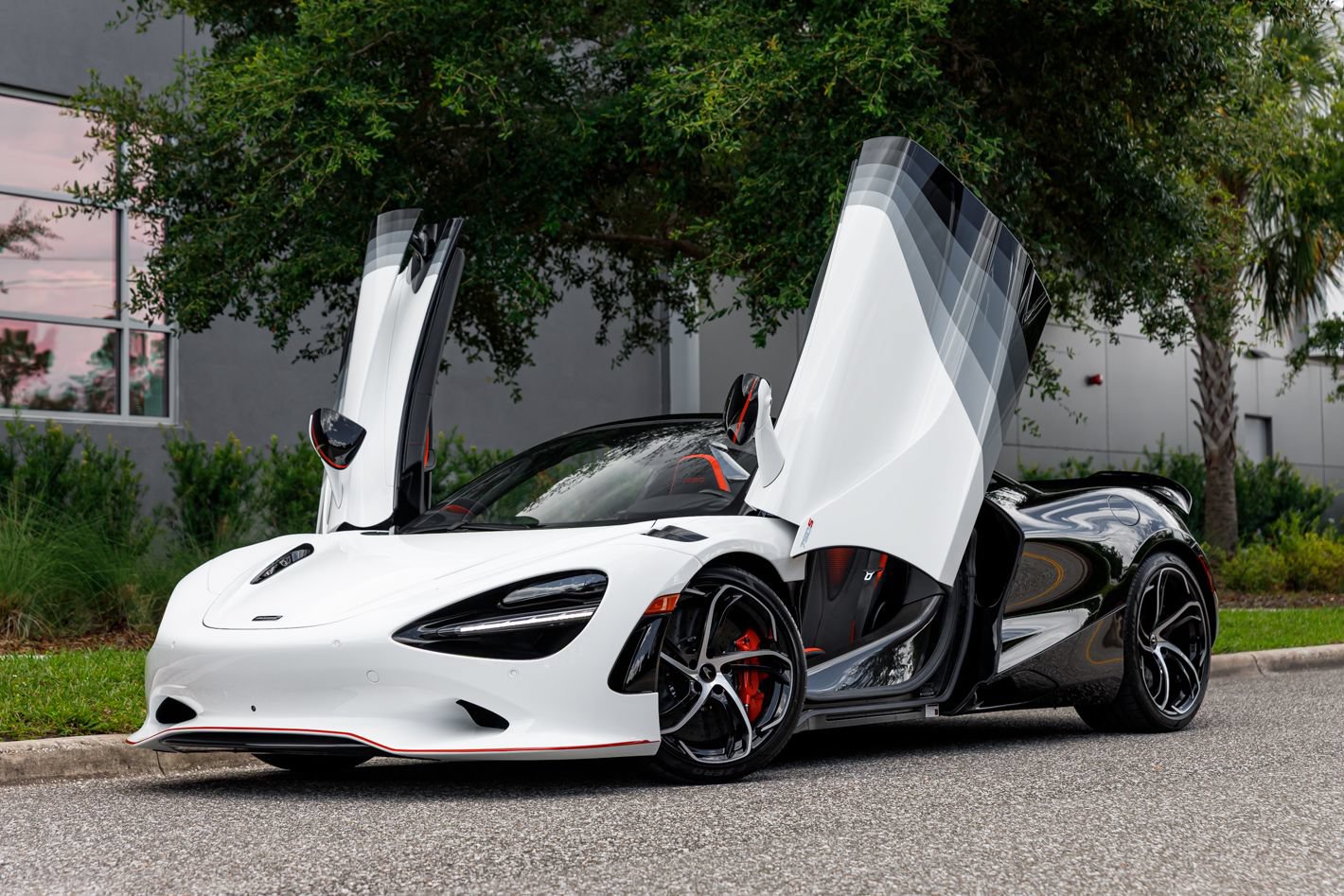 Used 2024 McLaren 750S Spider photo 43