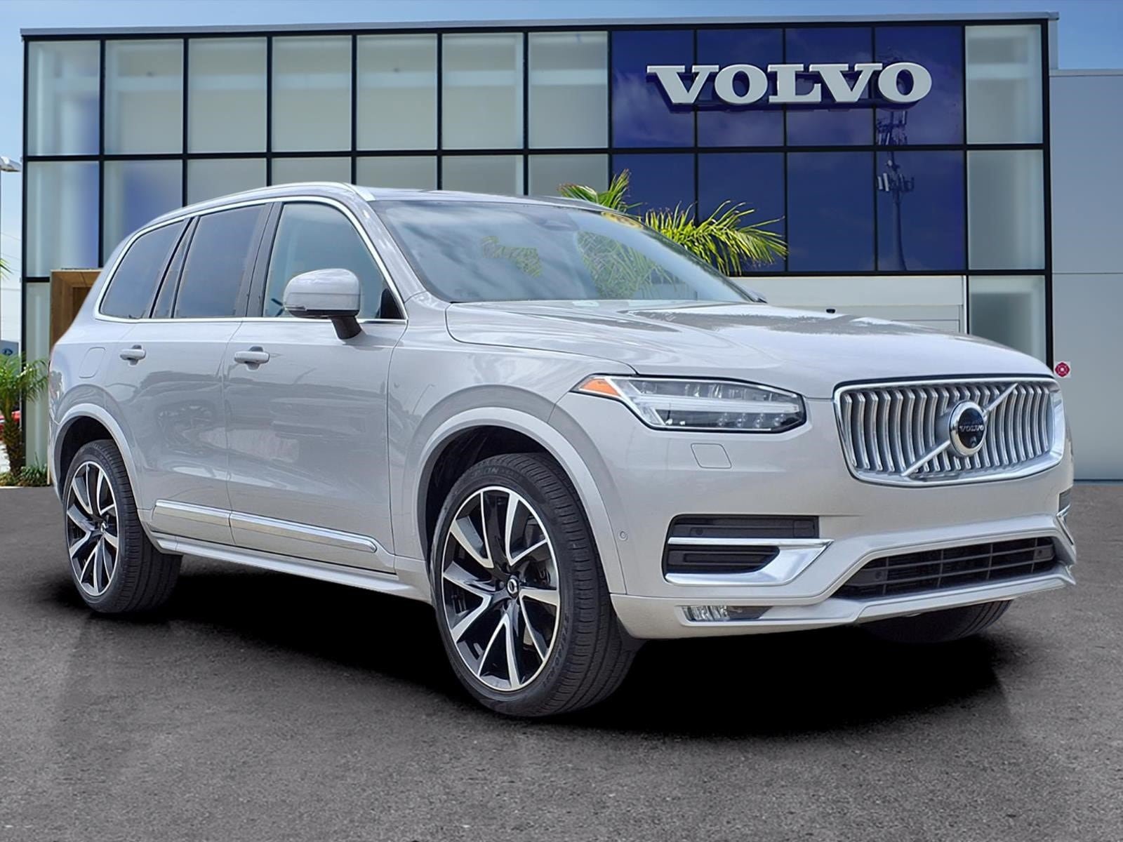 Certified 2023 Volvo XC90 B6 Plus