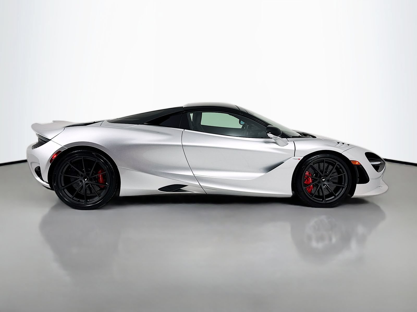 New 2026 McLaren 750S Spider photo 8