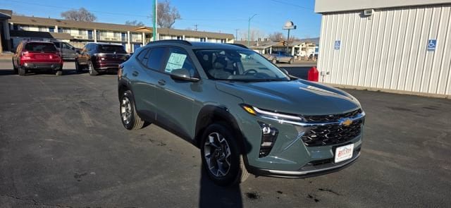 New 2026 Chevrolet Trax LT w/ Sunroof Package