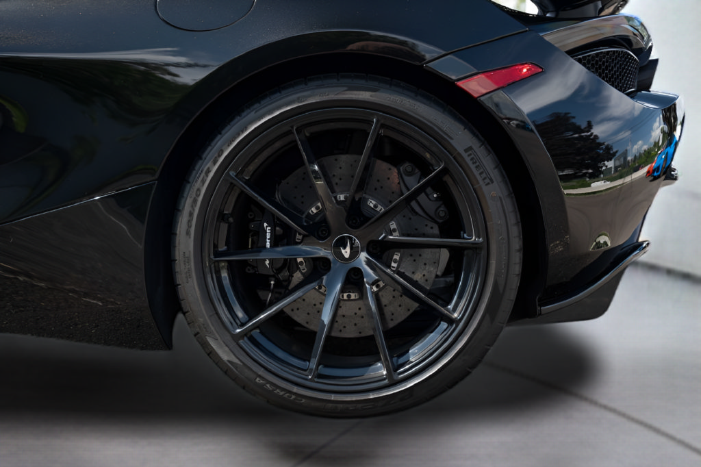 Used 2019 McLaren 720S photo 30