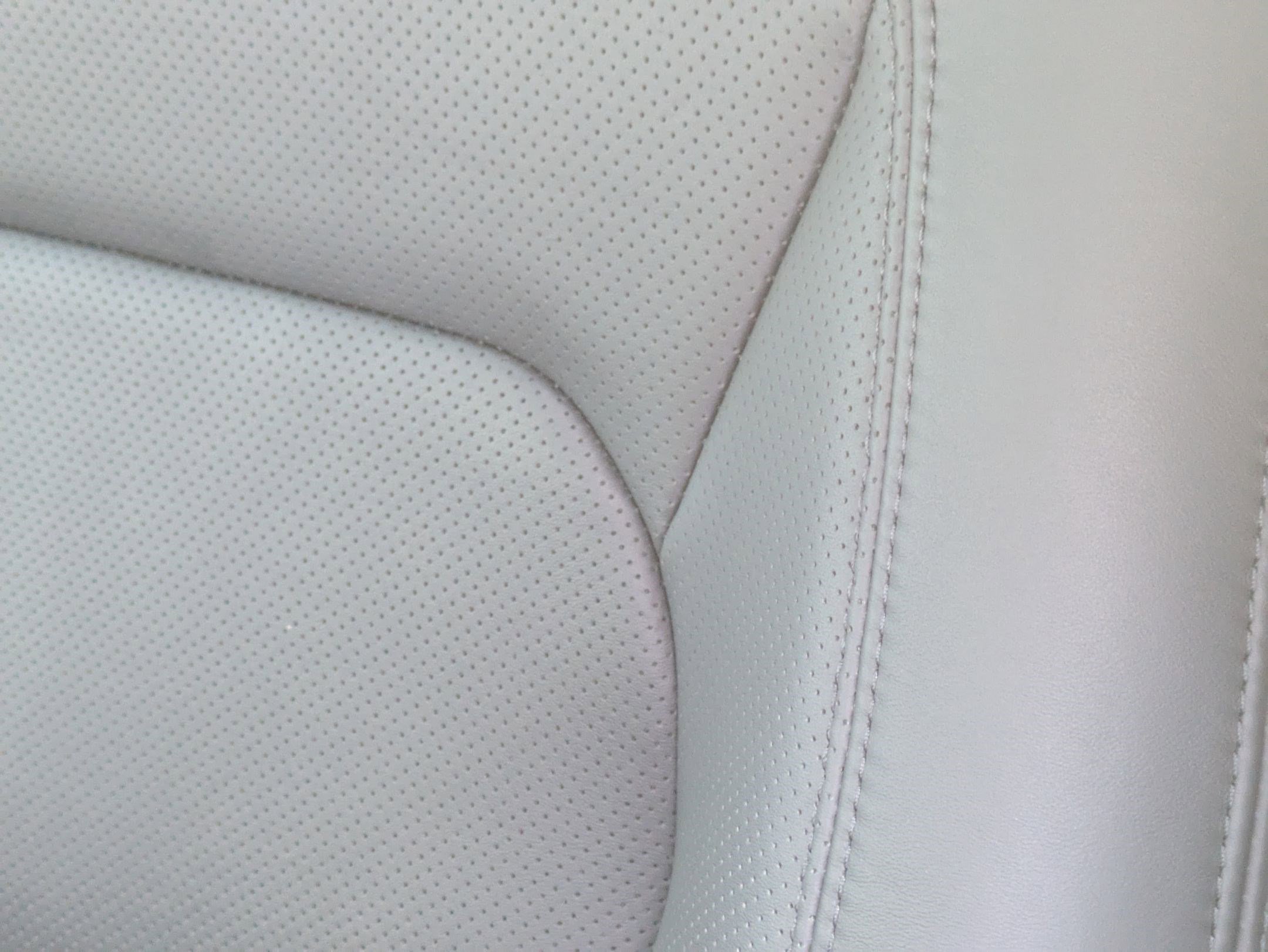 2024 Land Rover Defender 110 Carpathian Edition