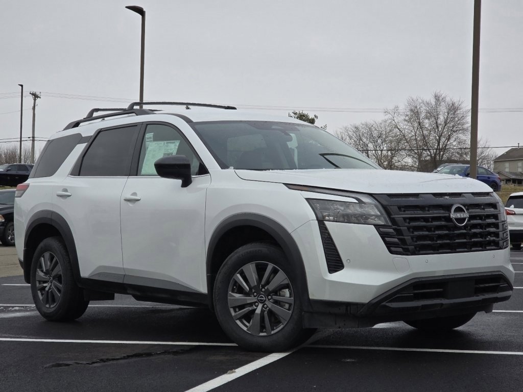 2026 Nissan Pathfinder SV
