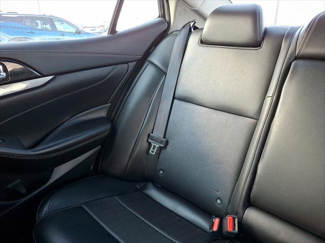 2023 Nissan Maxima SV