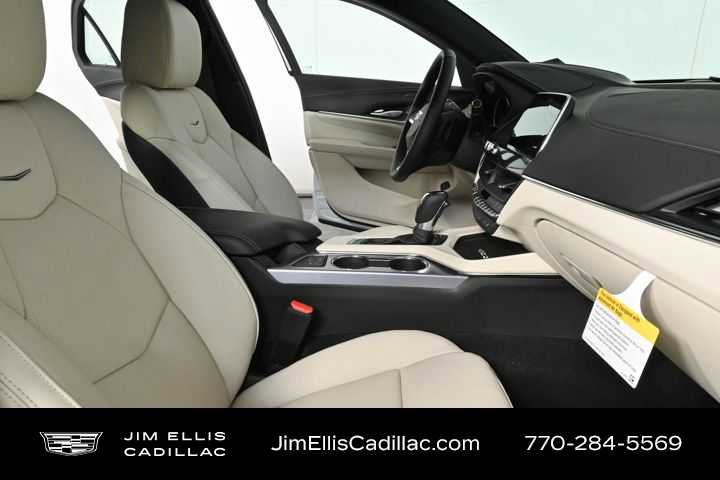 2025 Cadillac CT4 Premium Luxury