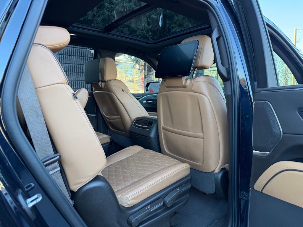 2023 Cadillac Escalade Premium Luxury