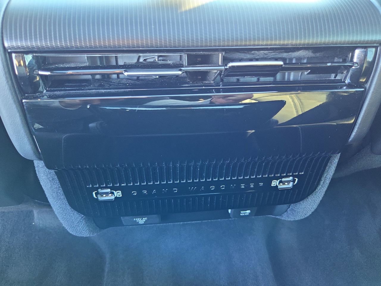 2024 Jeep Grand Wagoneer Series II