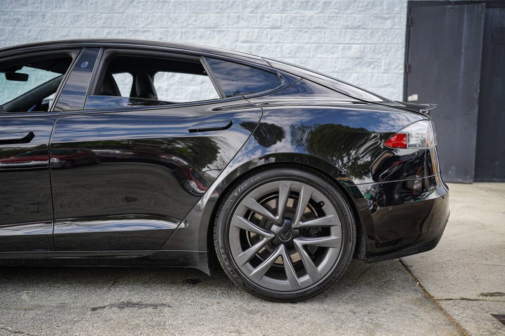 2022 Tesla Model S Plaid