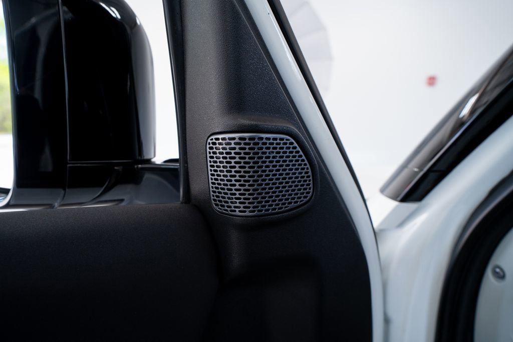 2022 Land Rover Defender 90 S