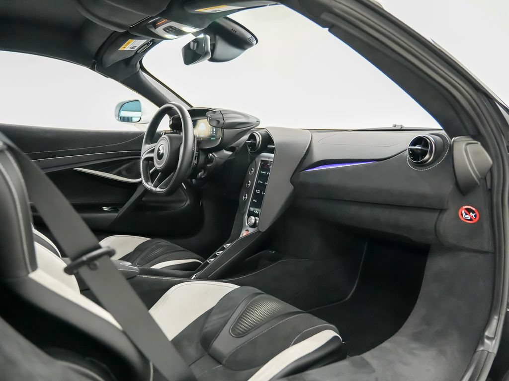 Used 2026 McLaren 750S Spider photo 15