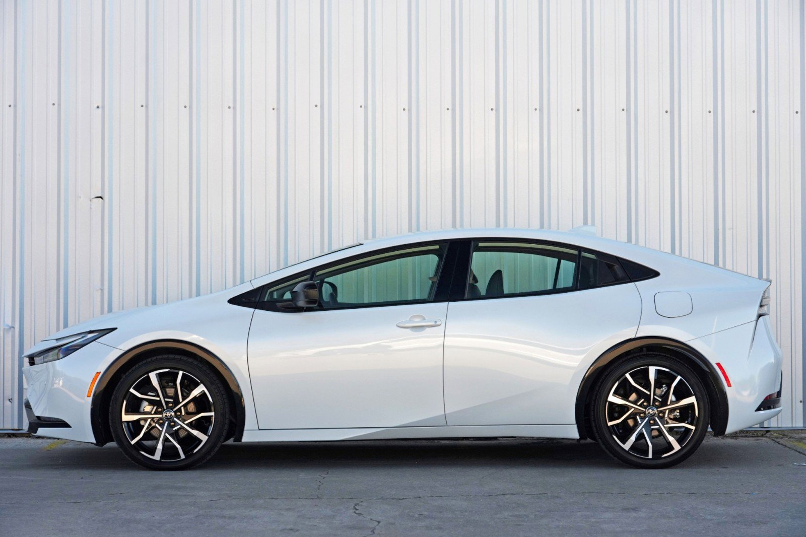 2025 Toyota Prius Plug-In Hybrid XSE