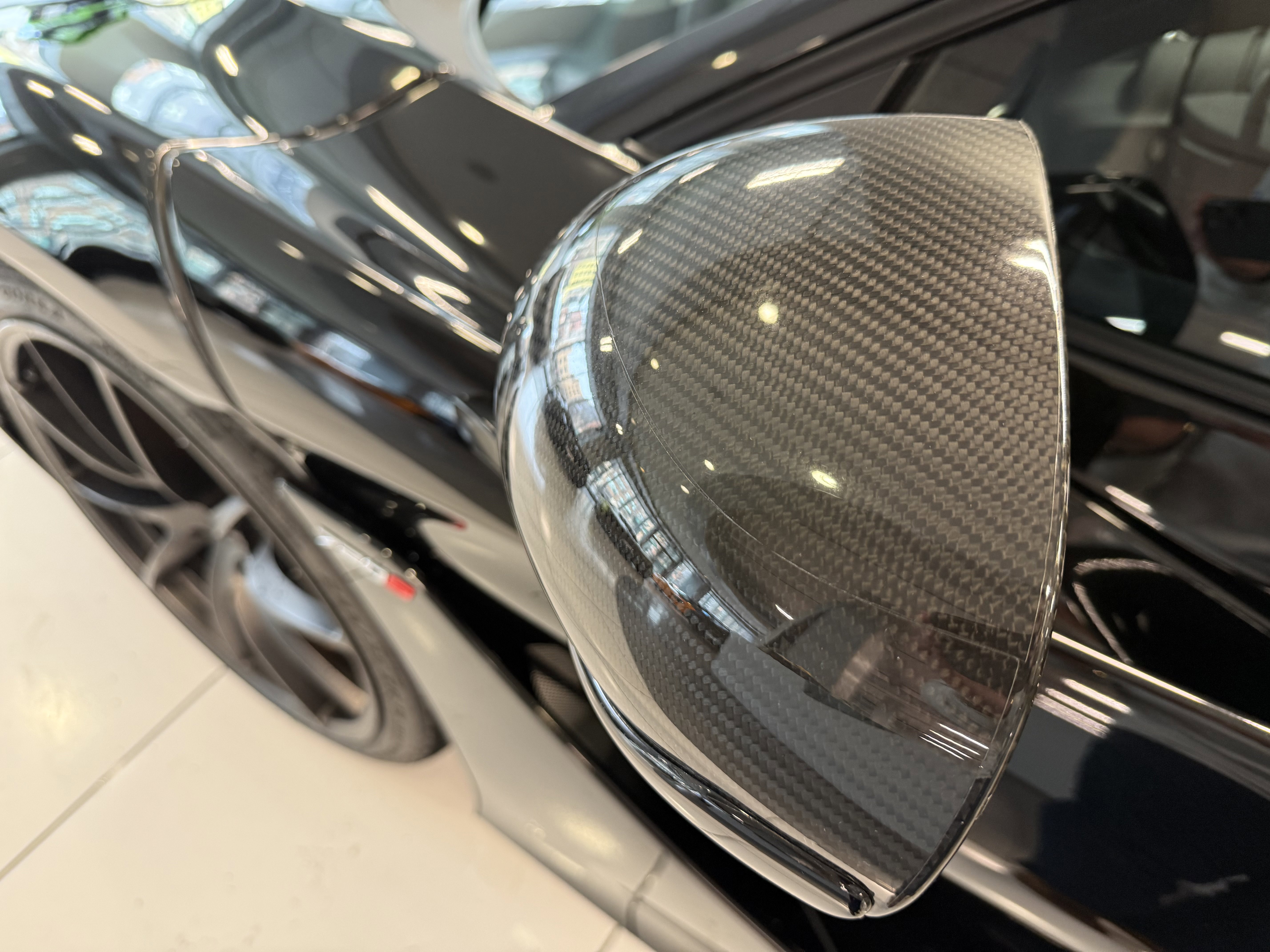 Used 2019 McLaren 720S photo 12