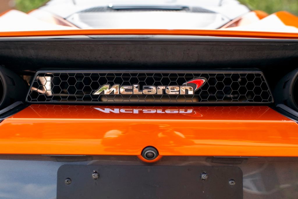 Used 2018 McLaren 720S Performance photo 26