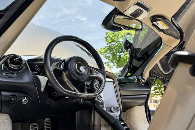 Used 2018 McLaren 720S Luxury photo 20