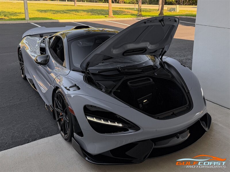 Used 2021 McLaren 765LT photo 38