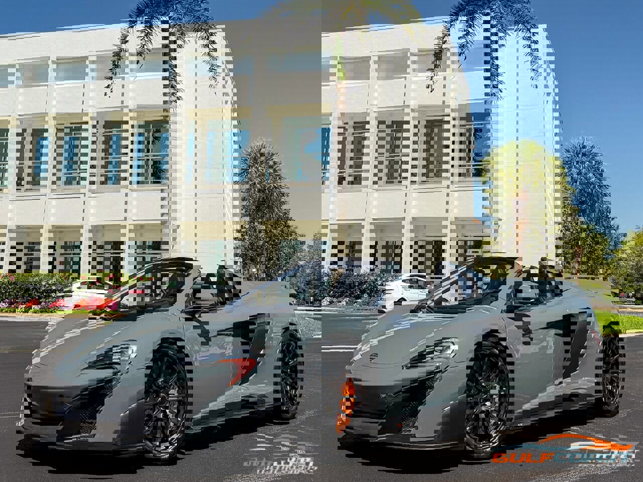 Used 2016 McLaren 675LT photo 13