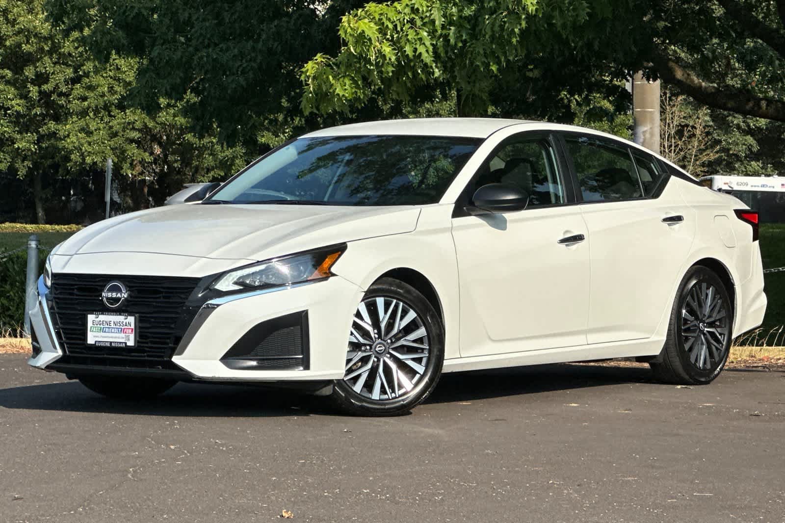 Used 2025 Nissan Altima 2.5 SV