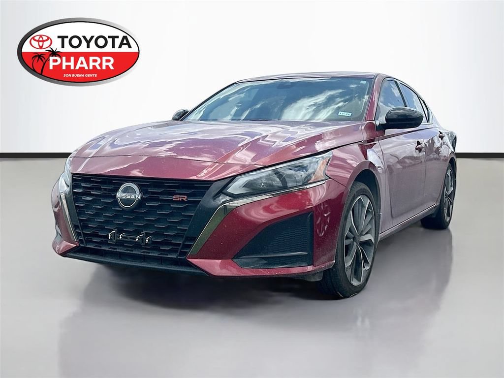 Used 2024 Nissan Altima 2.5 SR