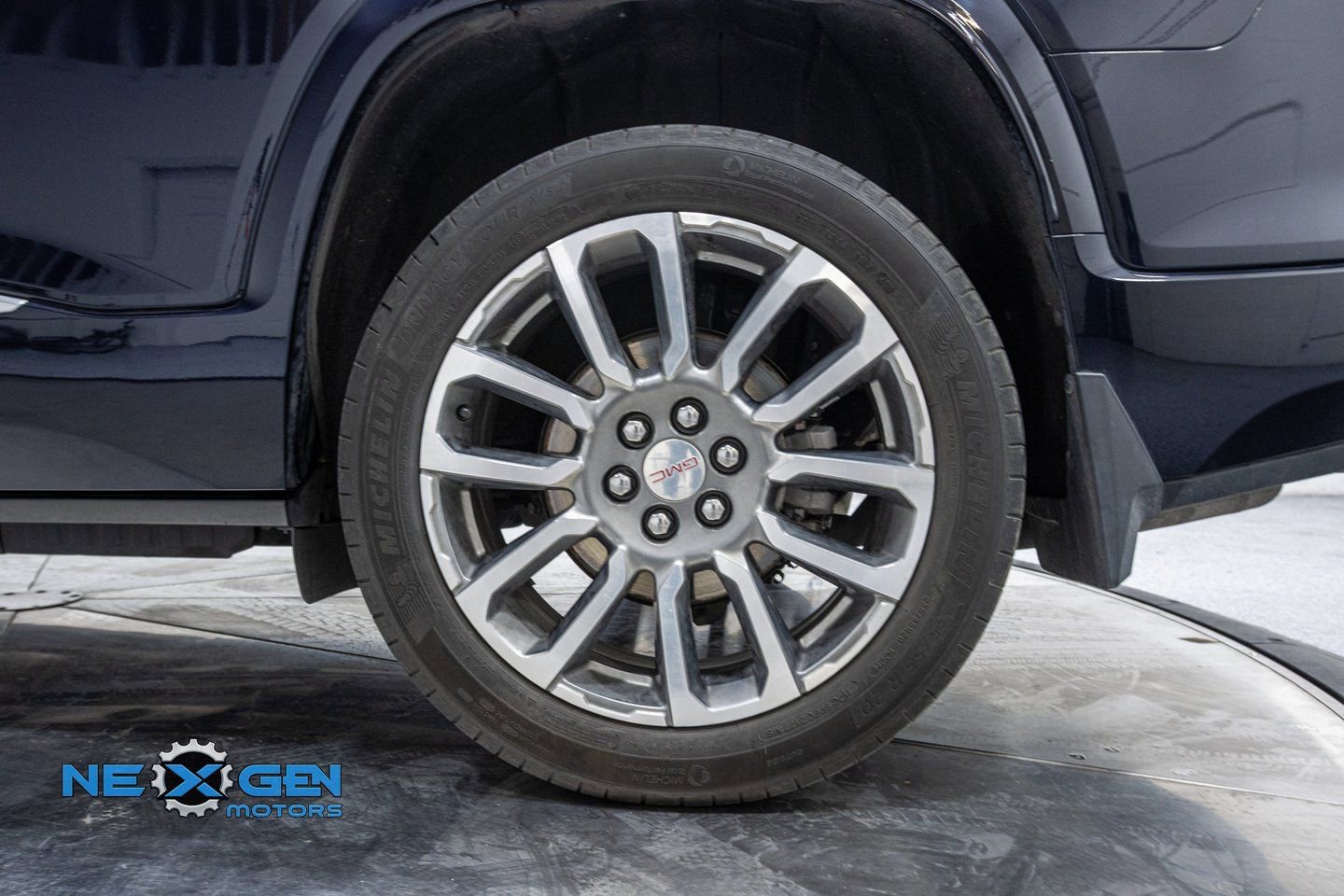 2021 GMC Acadia Denali