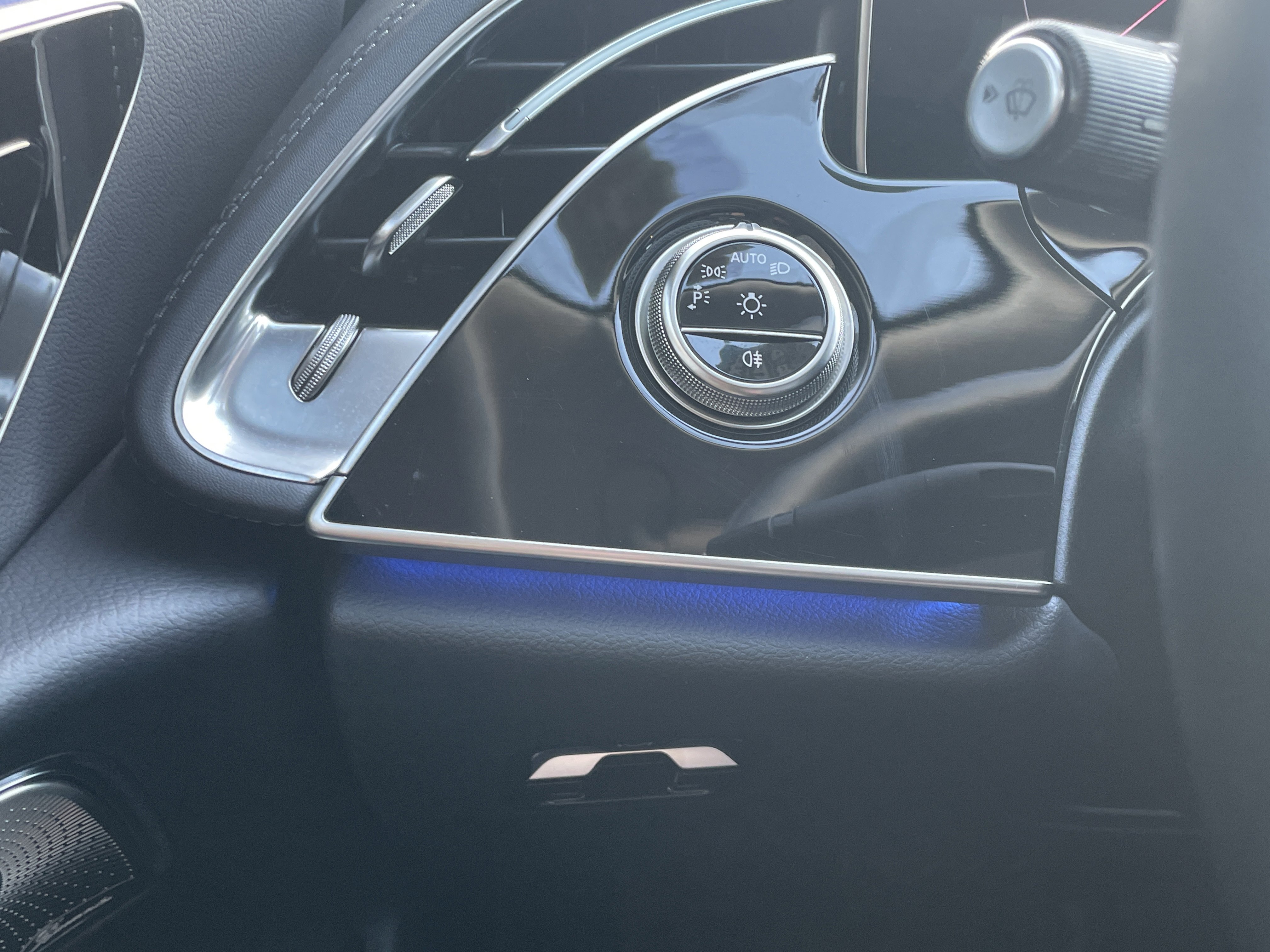 2025 Mercedes-Benz E 350 4MATIC Sedan