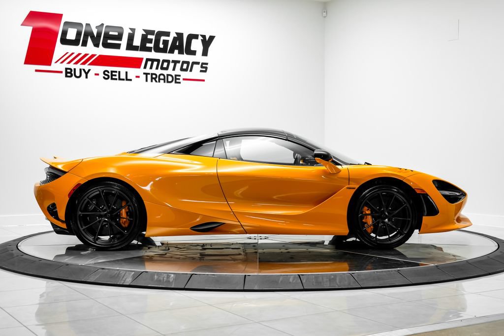Used 2026 McLaren 750S Spider photo 6