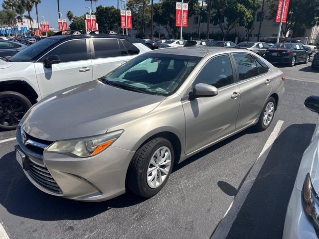 Used 2016 Toyota Camry LE