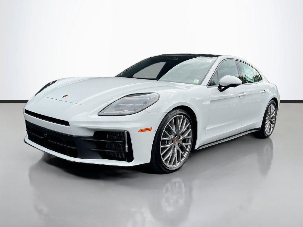 New 2026 Porsche Panamera 4