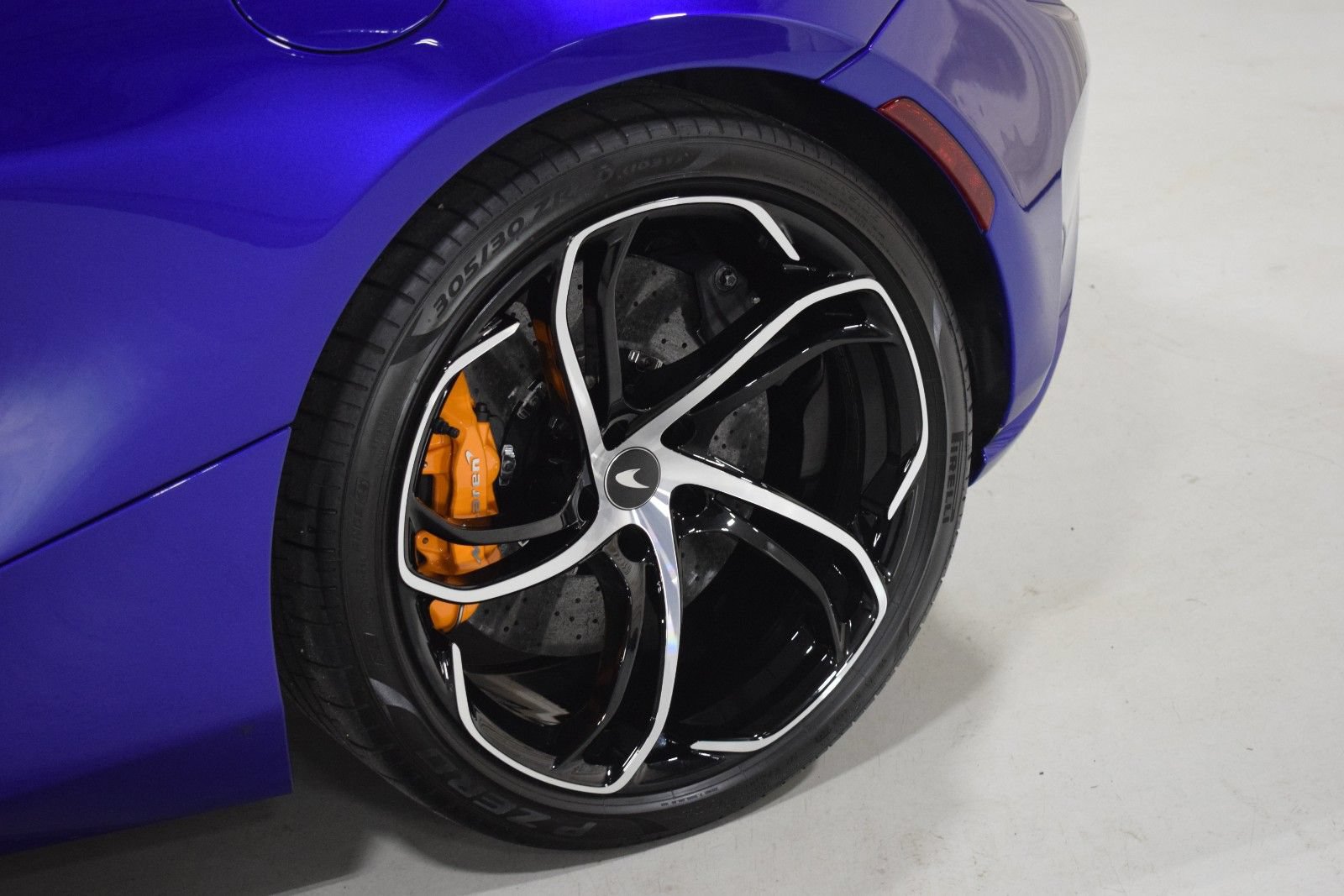 Used 2024 McLaren 750S Spider photo 8