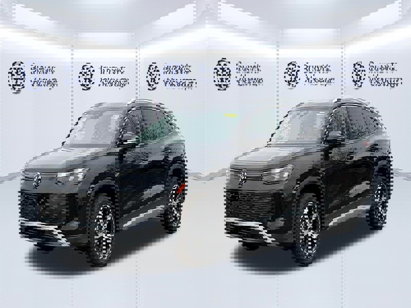 New 2026 Volkswagen Tiguan SE