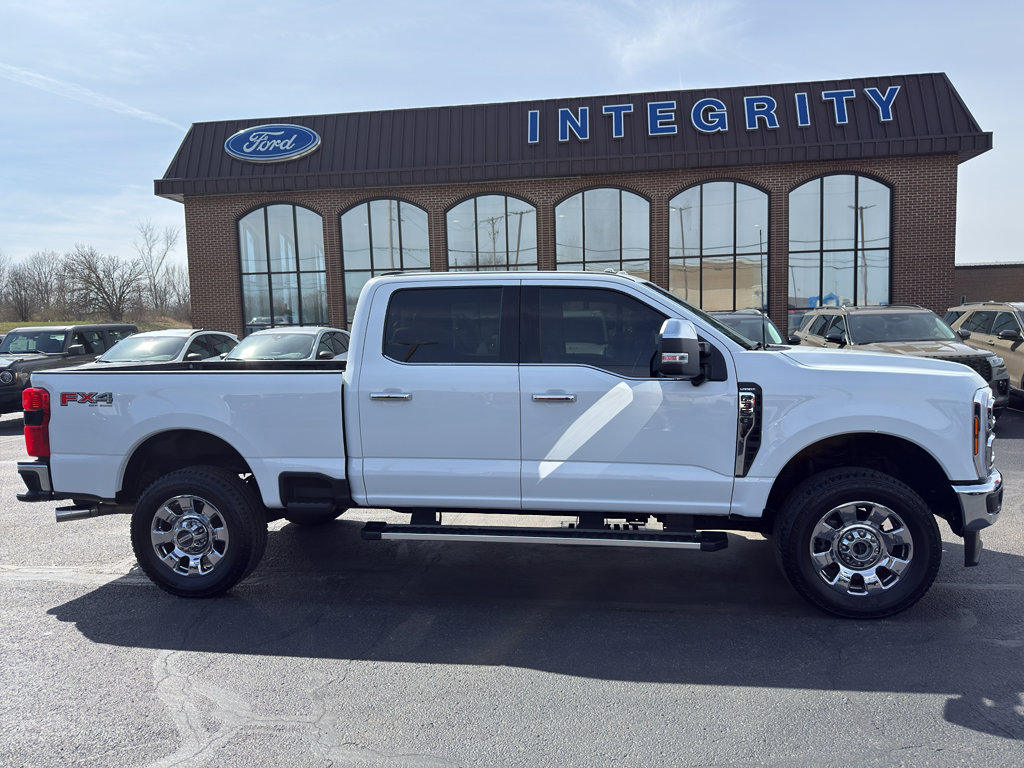 2024 Ford F350 Lariat