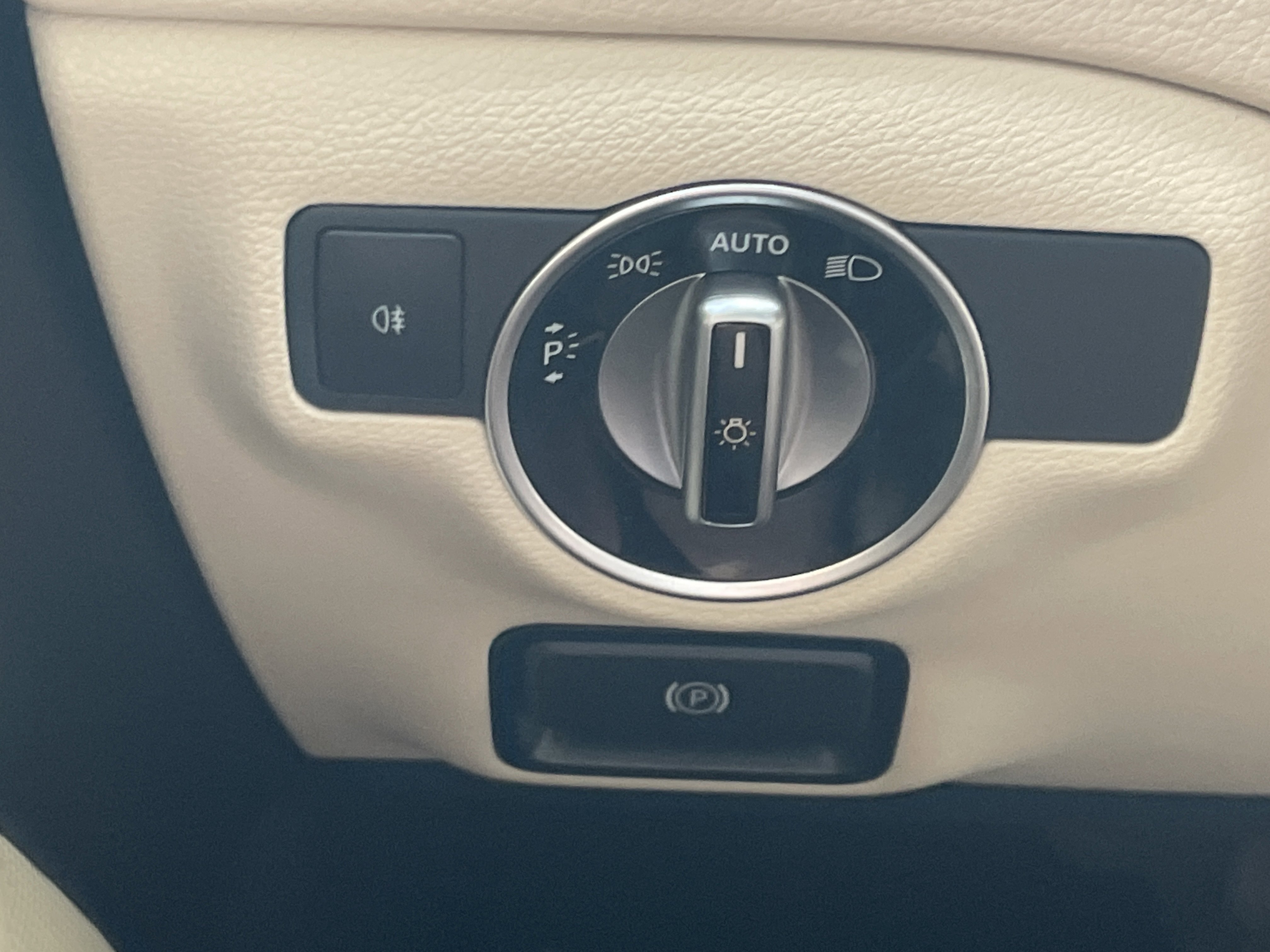 2018 Mercedes-Benz CLA 250