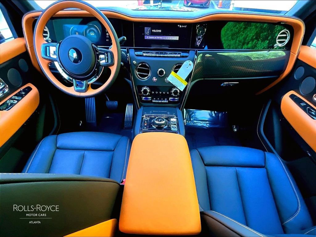 2026 Rolls-Royce Cullinan Black Badge