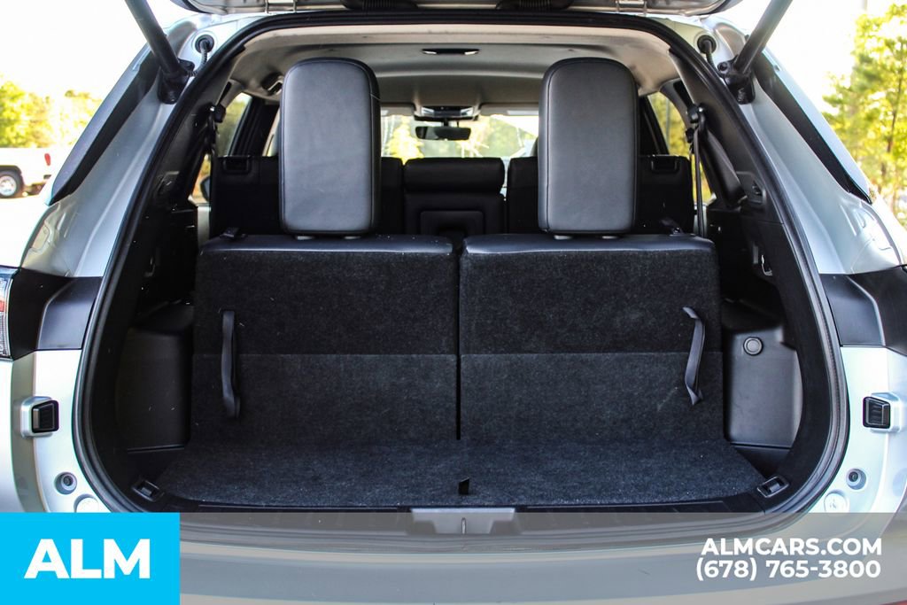 2025 Mitsubishi Outlander SE