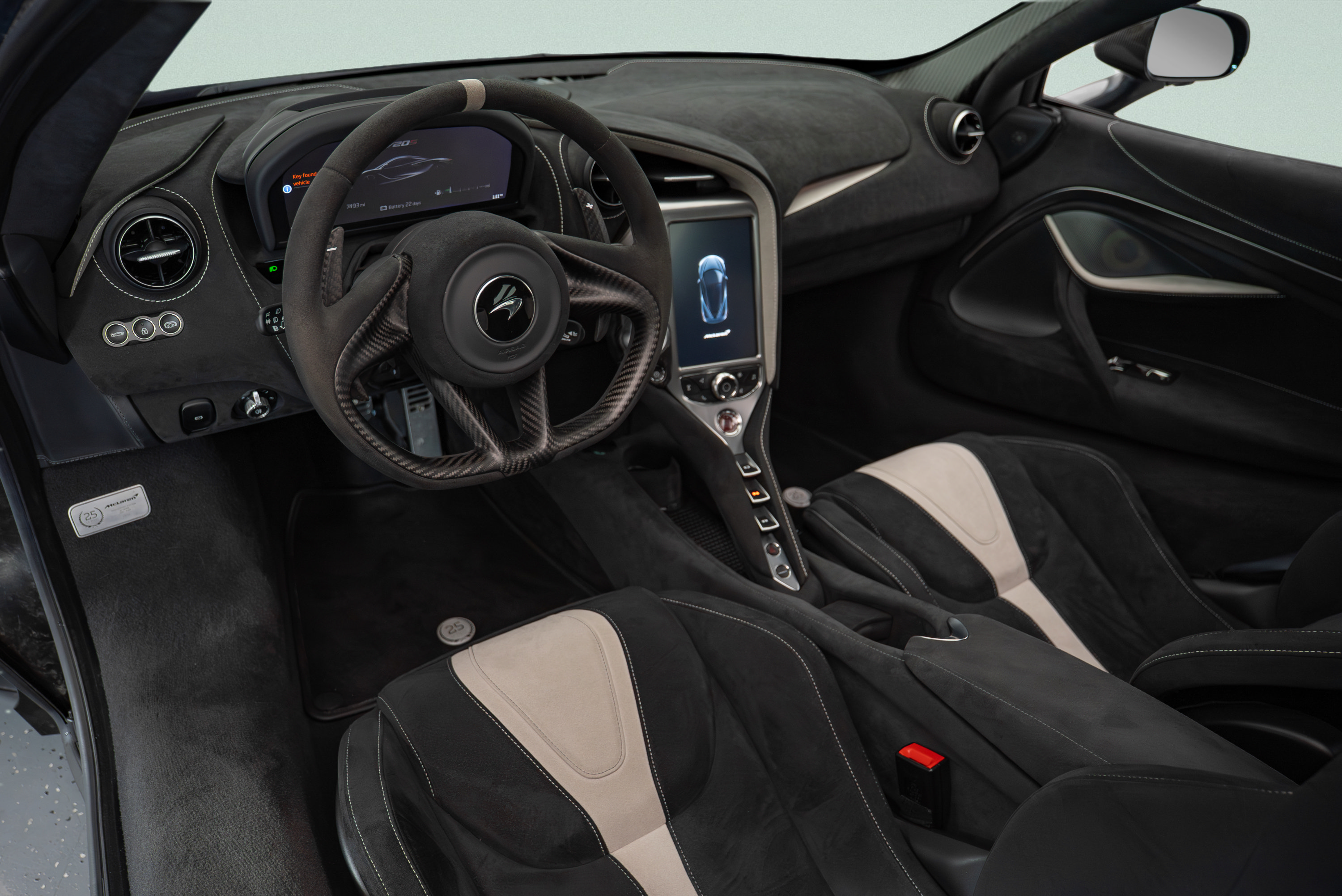 Used 2021 McLaren 720S photo 9