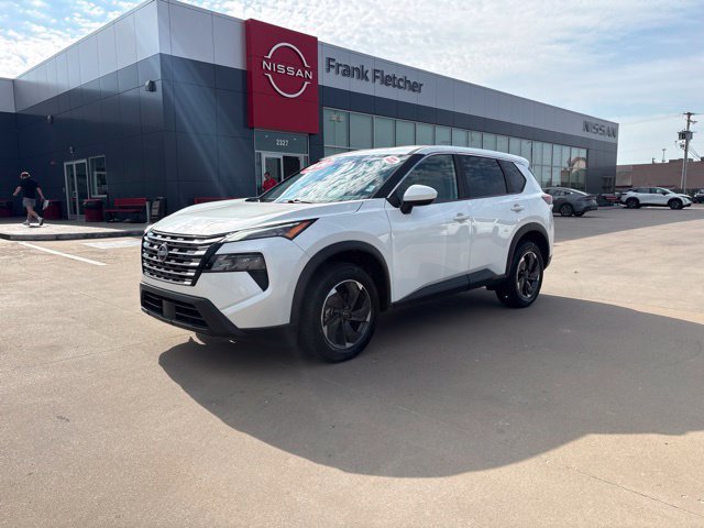 Used 2025 Nissan Rogue SV